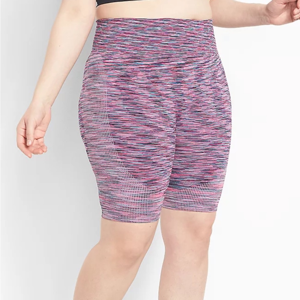 NWT size 22/24W Lane Bryant Livi high waist seamless active shorts
